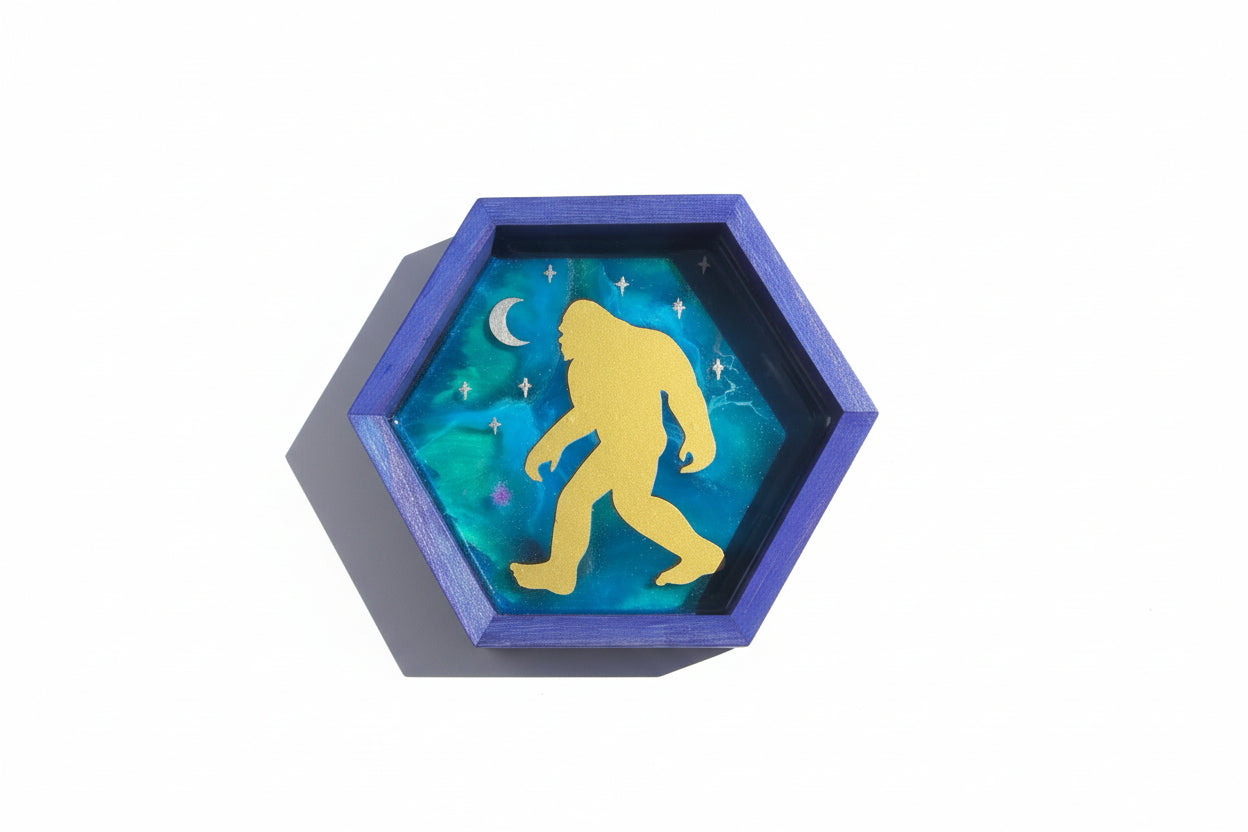 small hexagon bigfoot with moon