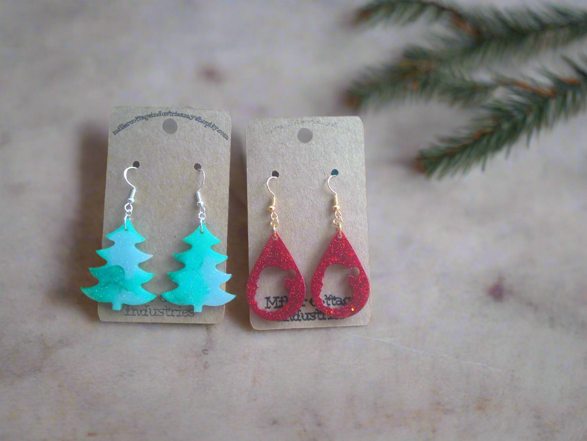 Resin Christmas cut outs