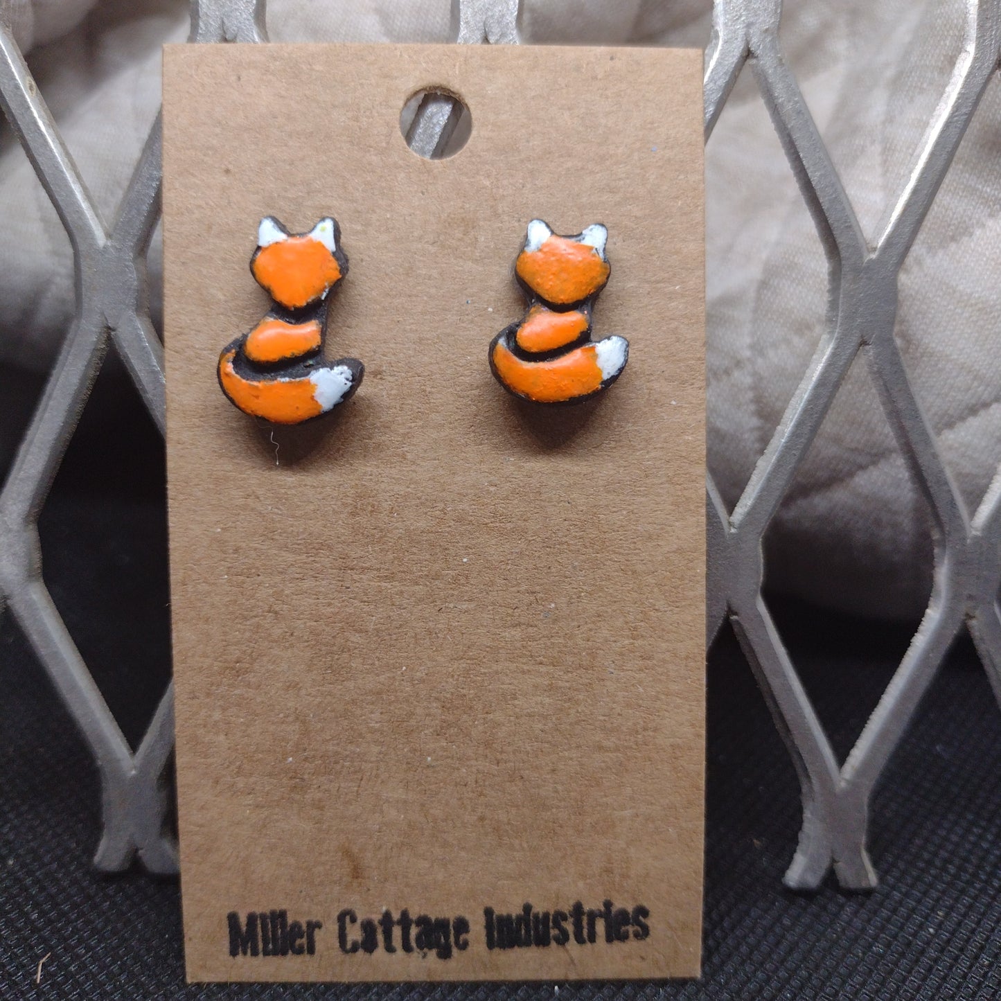 Fox studs