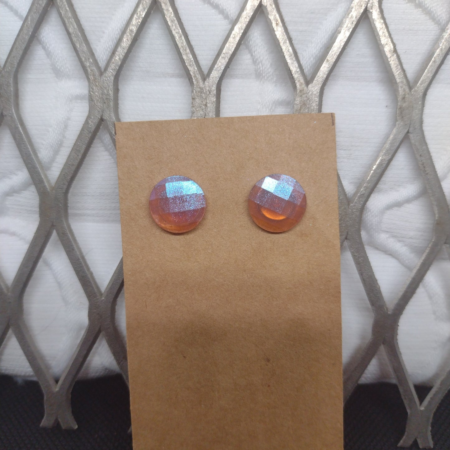 Pink chrome faucted circle