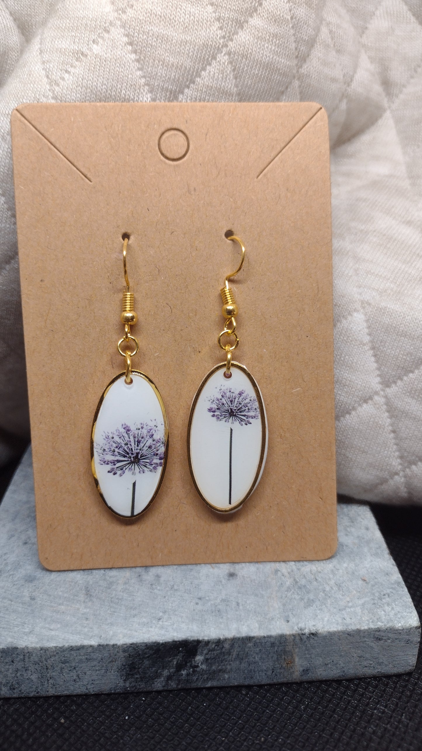 Watercolor floral dandelion
