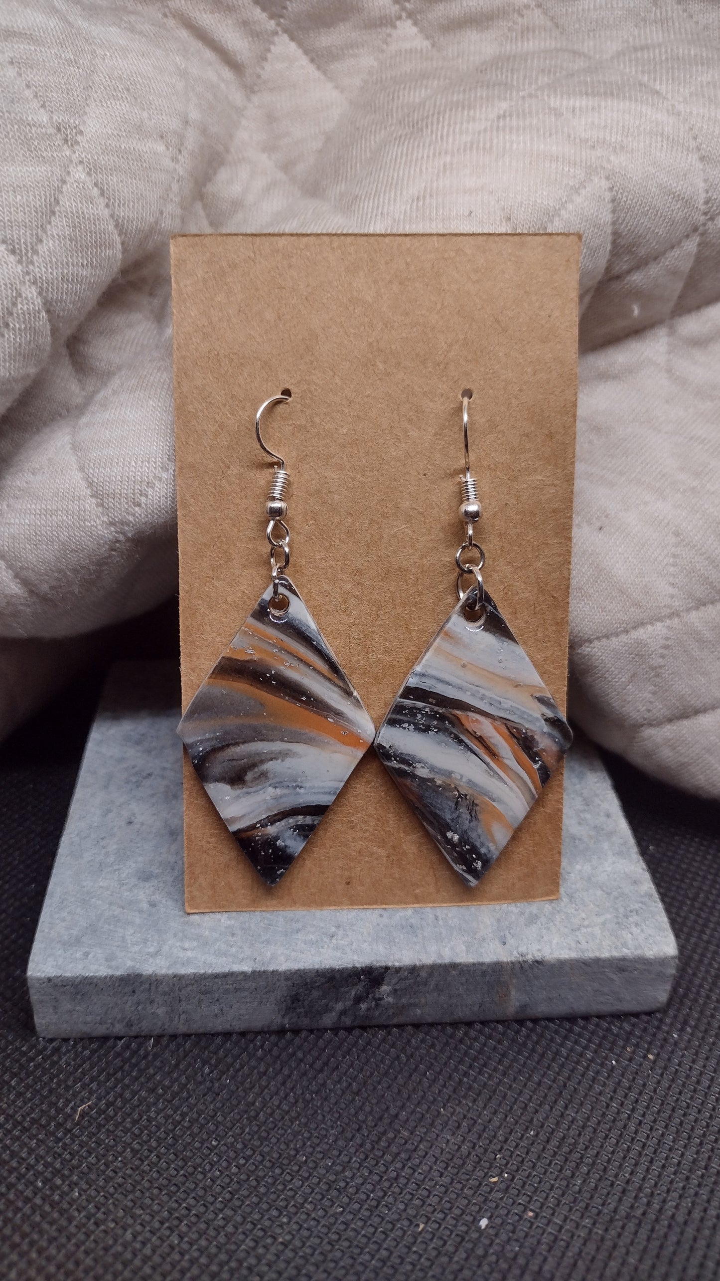 Who dey 🐯 large diamond dangle