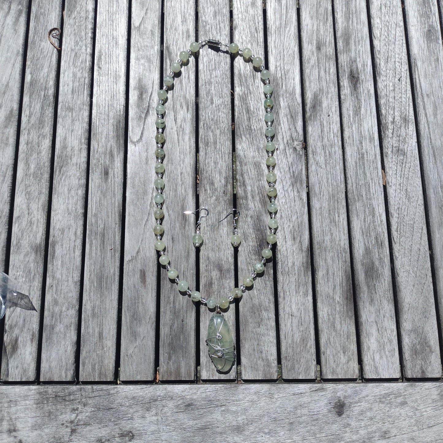Prehnite set