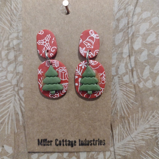Red and green Christmas tree print