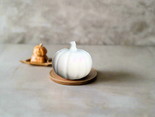 white pumpkin