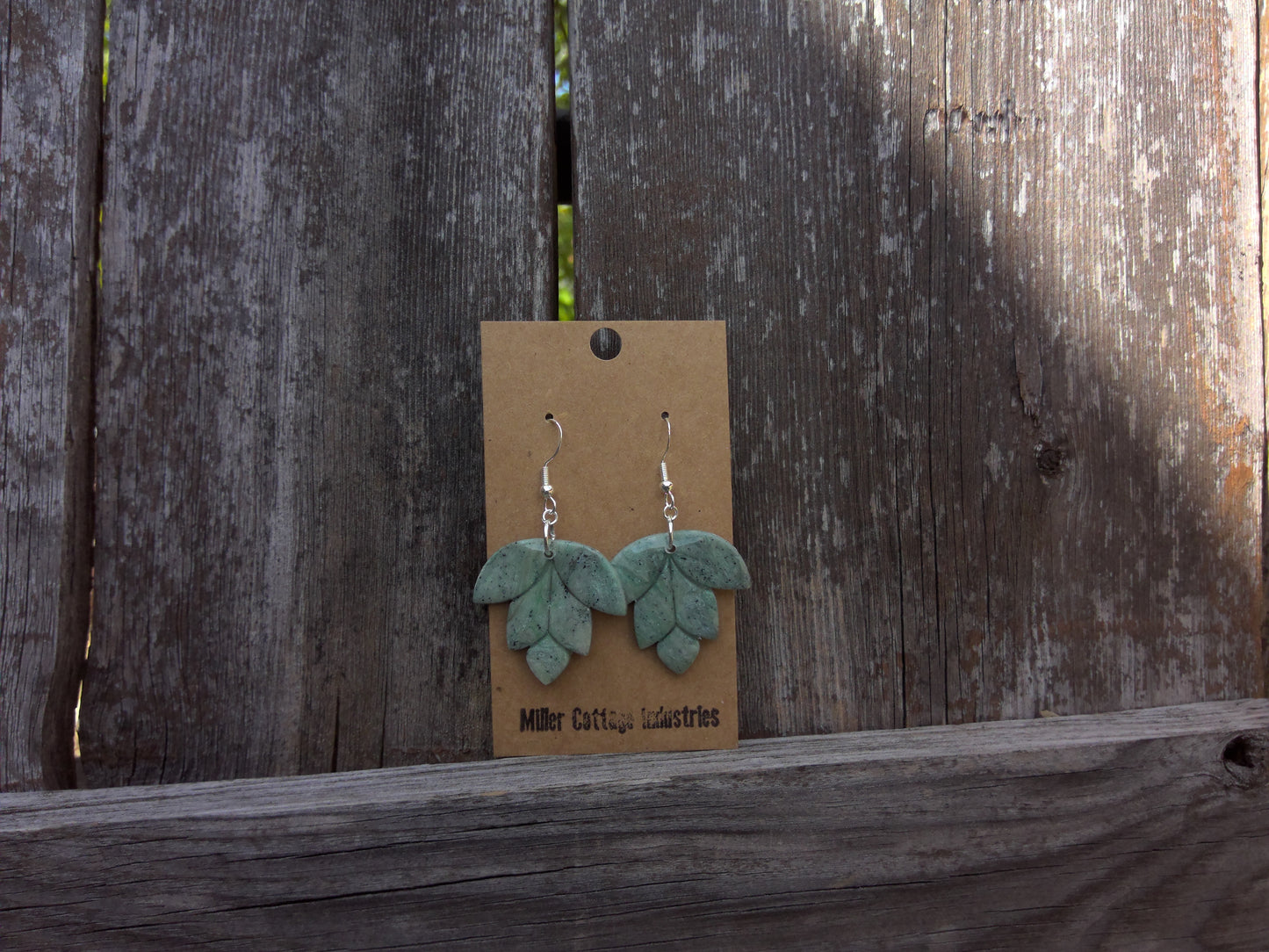 green speckled art deco