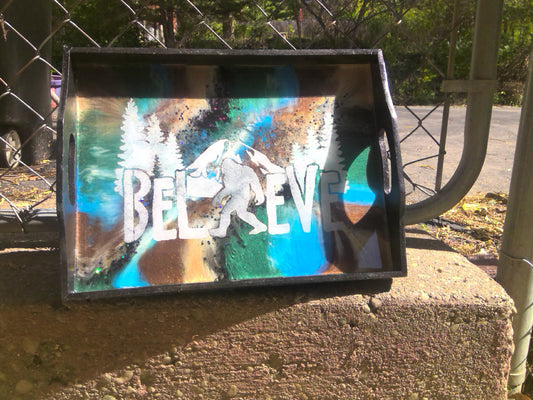 Believe in bigfoot tray