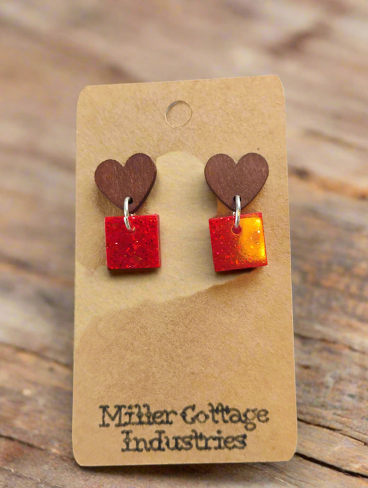 Red wood heart xs square