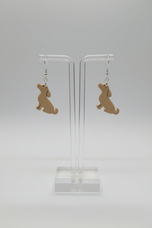 Dog howling medium brown