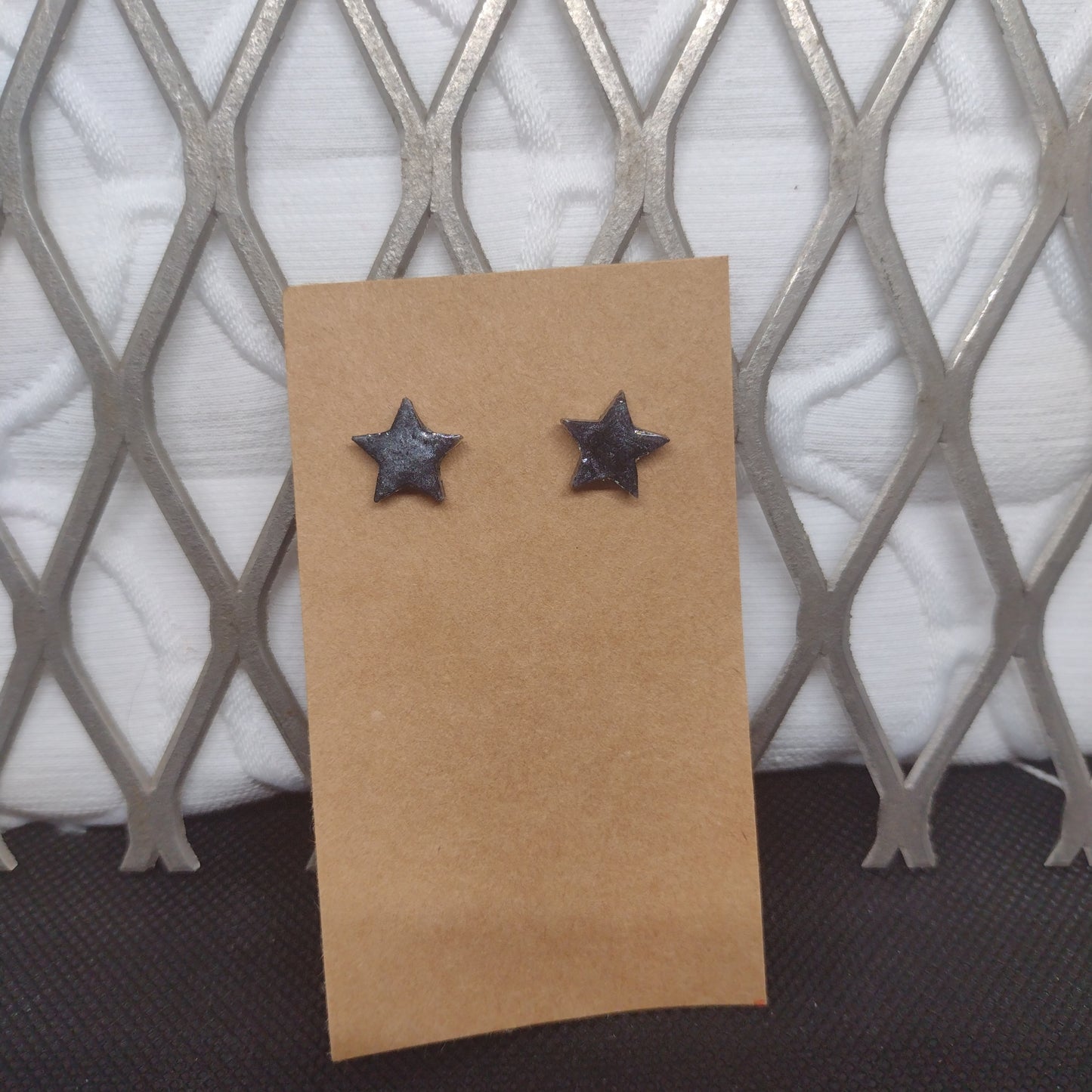 Gunmetal stars