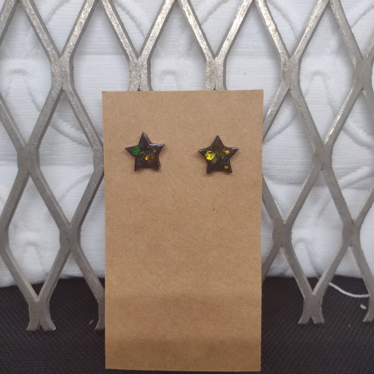 Black sparkle stars