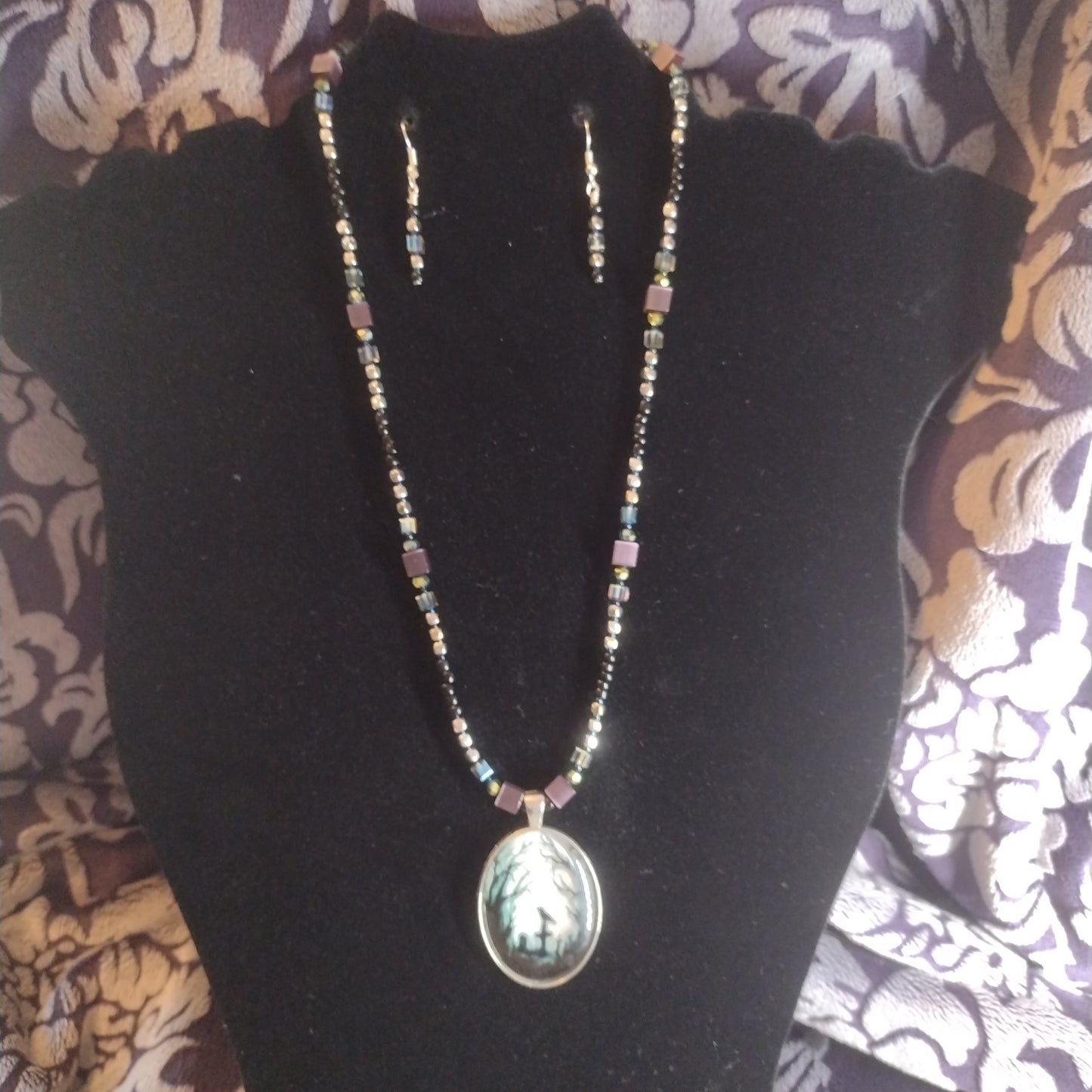 Raven in graveyard set