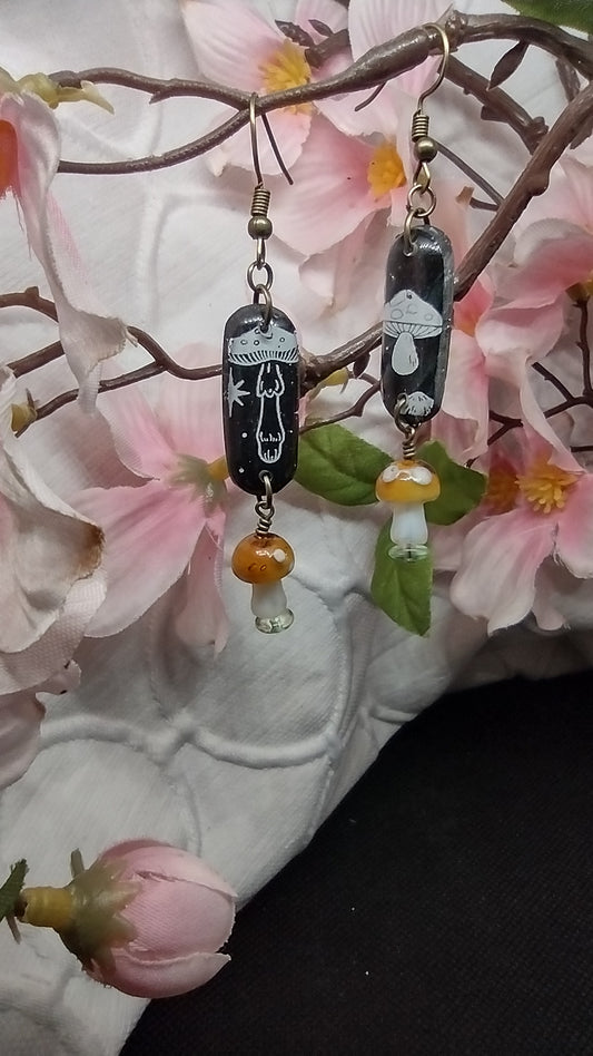 Mushroom 🍄 dangle with glass mushroom beads