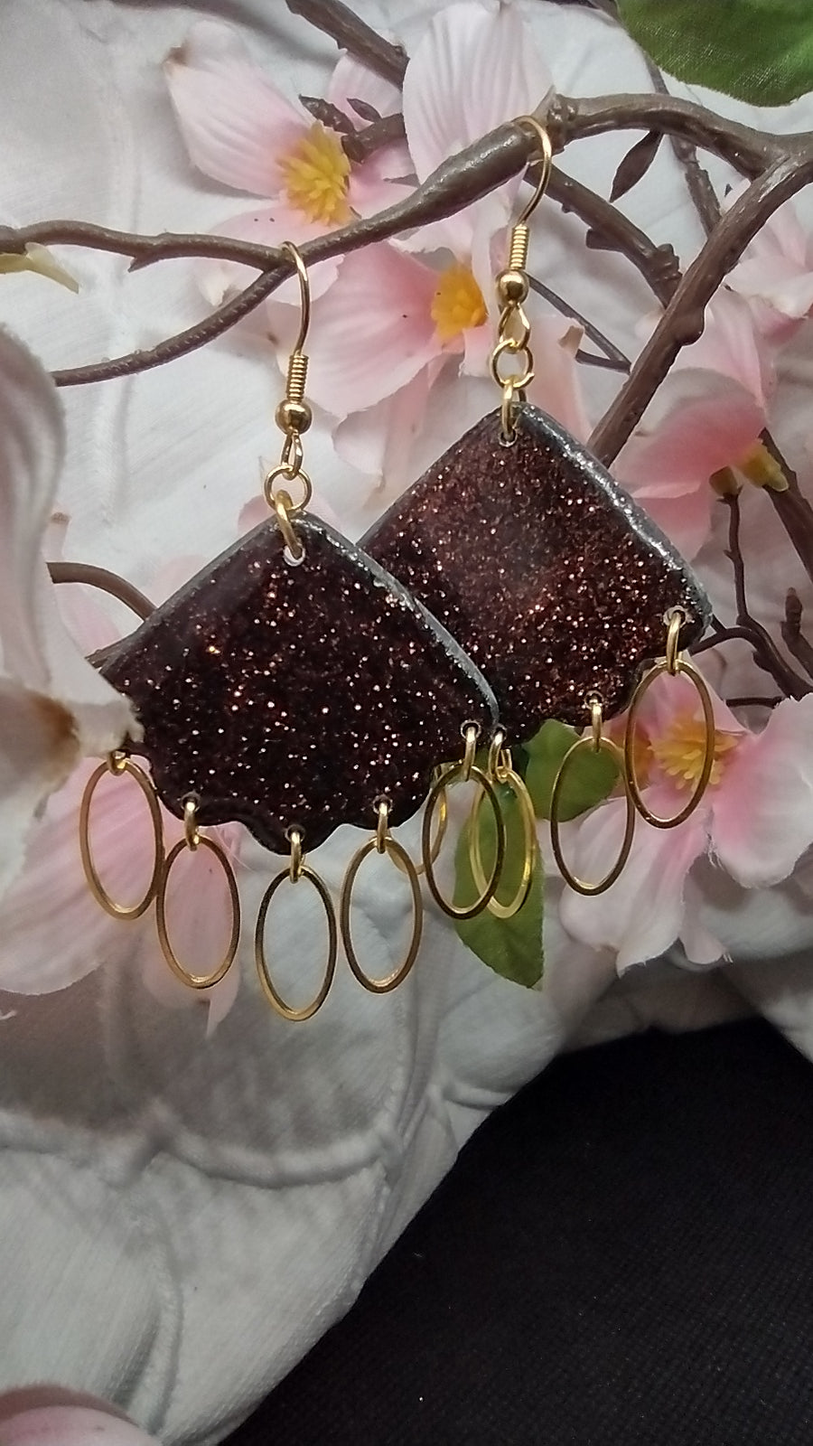 Brown sparkle with gold hoops medium