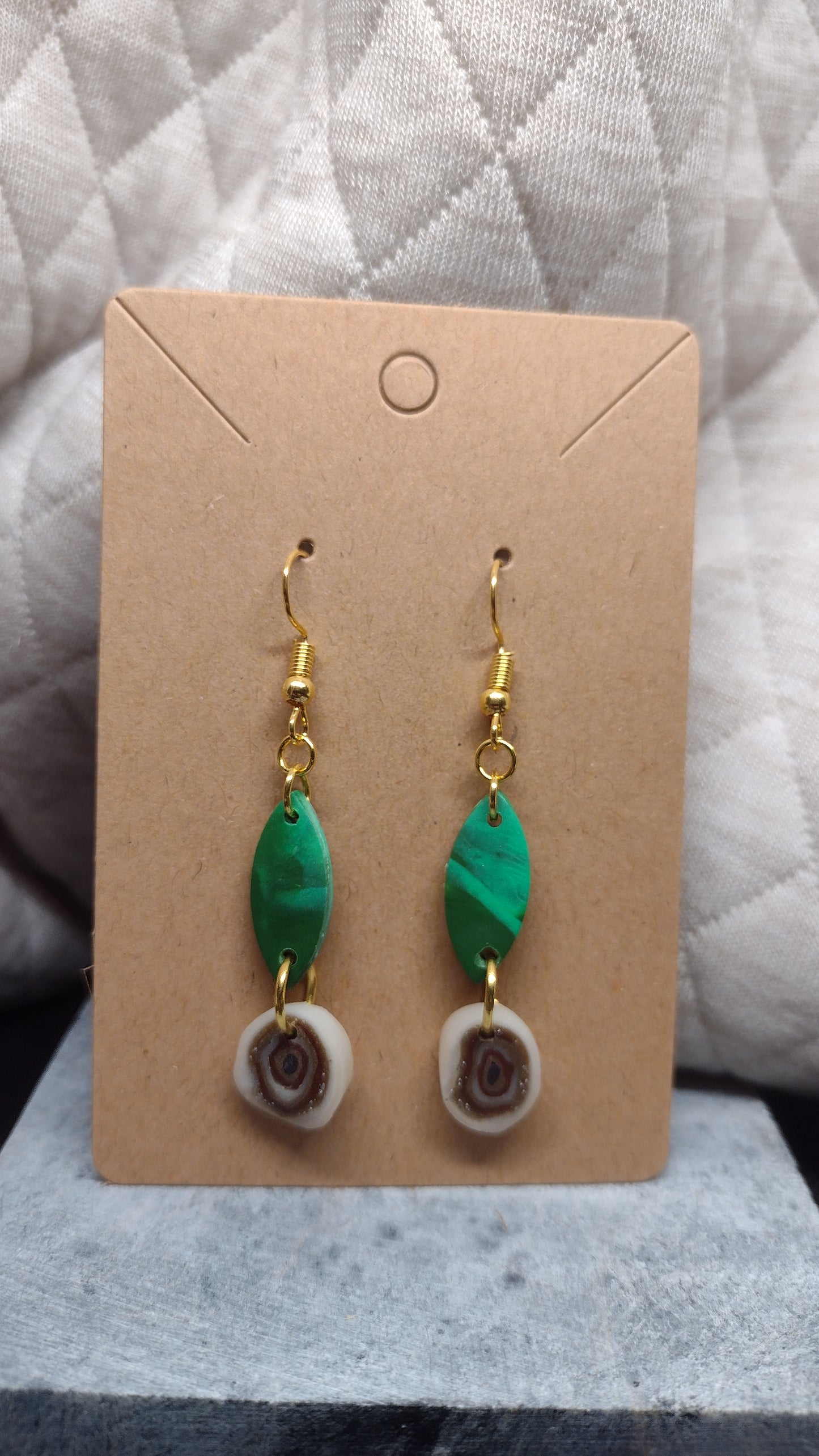 🍄 dangles