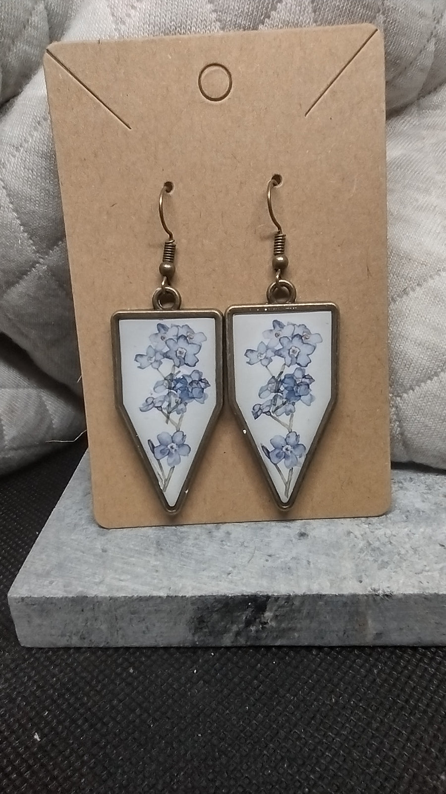 Watercolor blue forget-me-nots