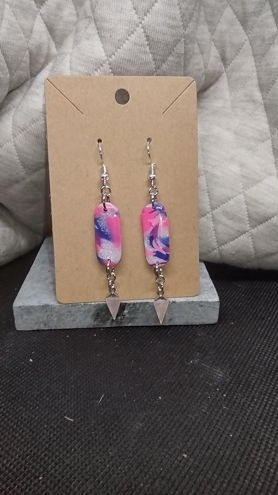 Pearly small dangles with pink accents