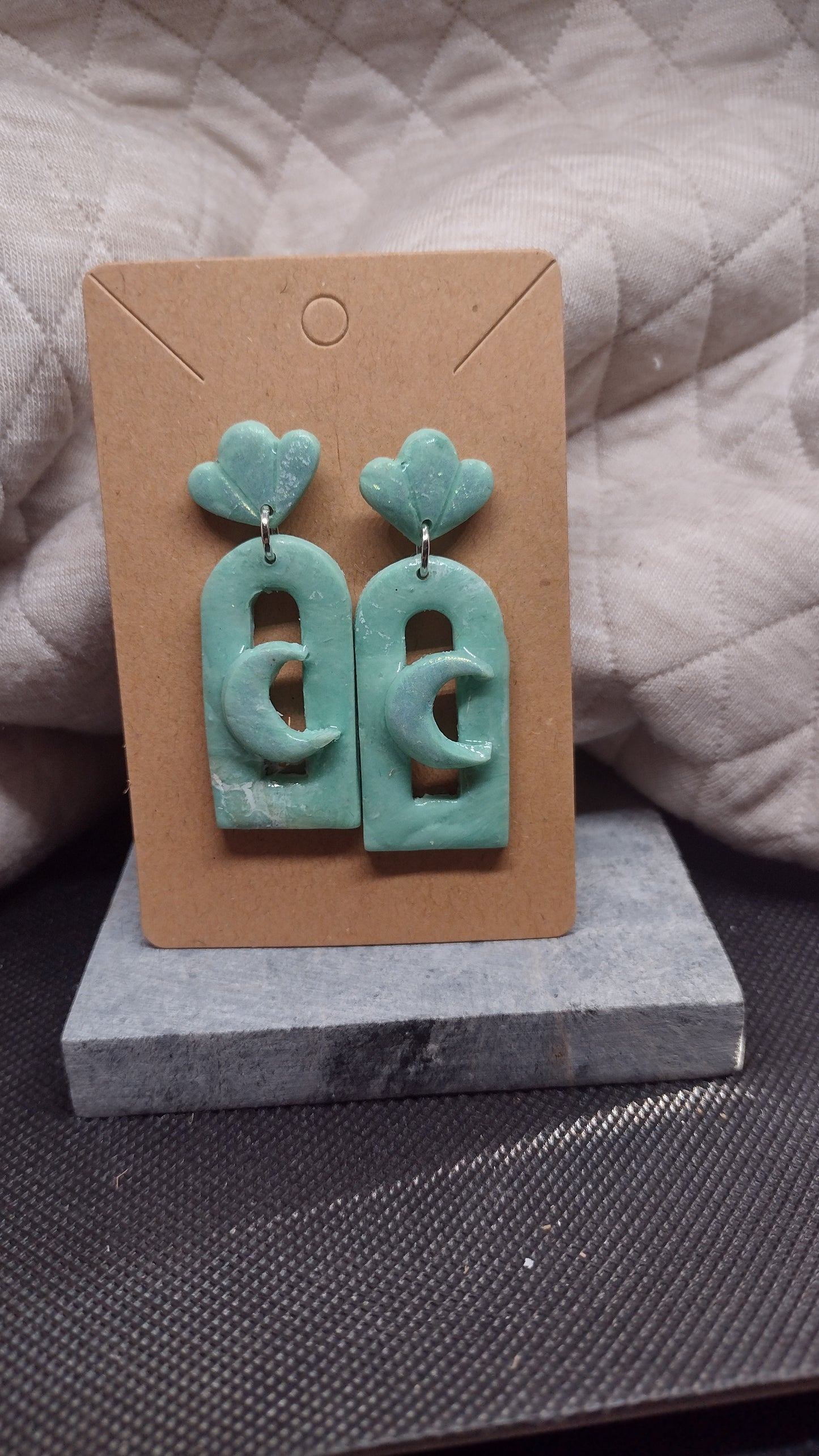 Sea green moon frame