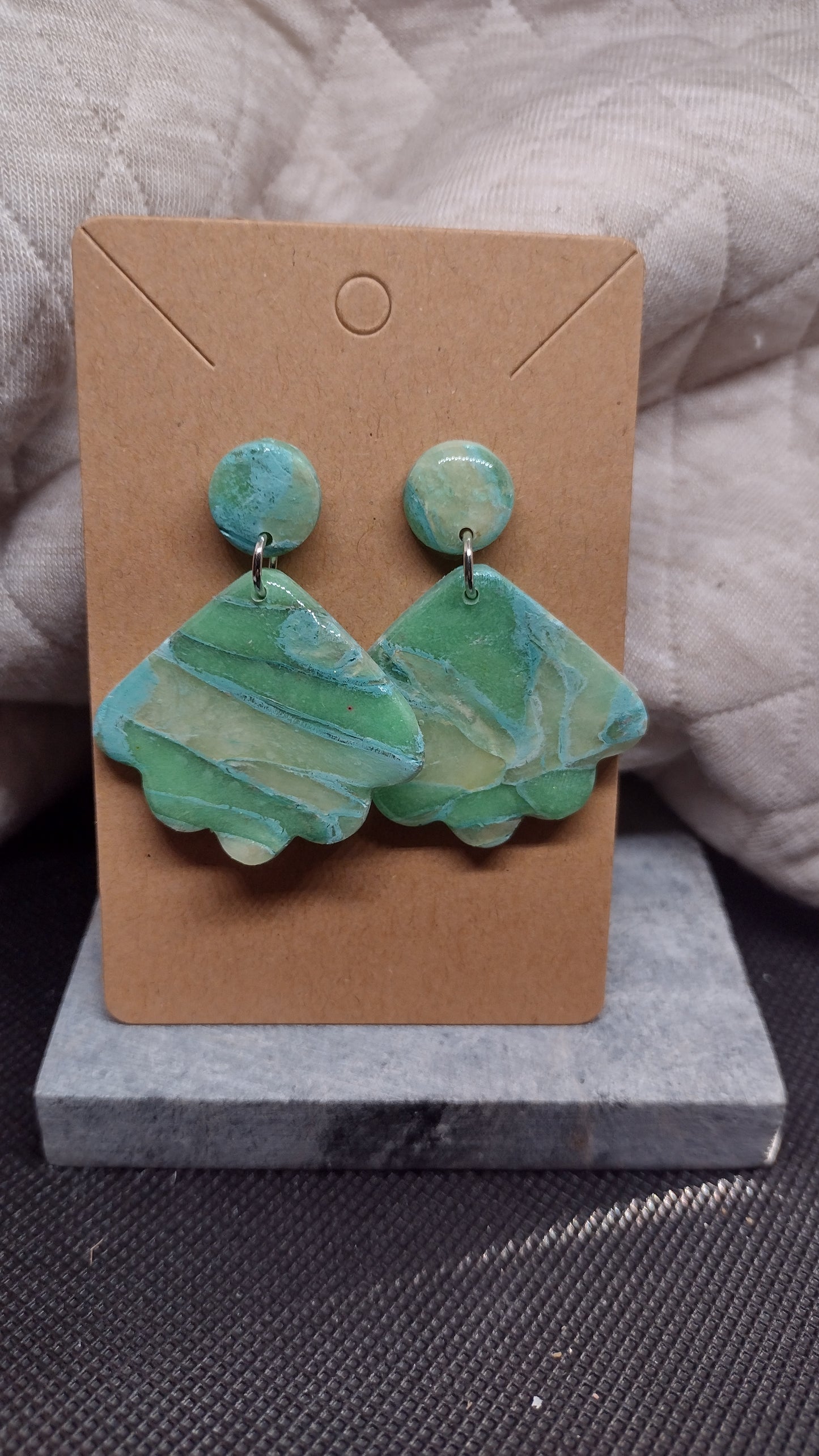 Sea green swirl