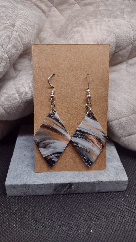 Who dey 🐯 large diamond dangle