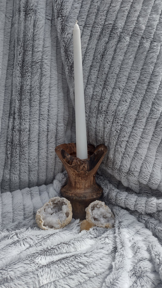 Taper candle holder